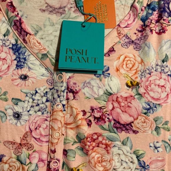 Posh Peanut Women’s Large Pajama Top NEW - Picture 2 of 3